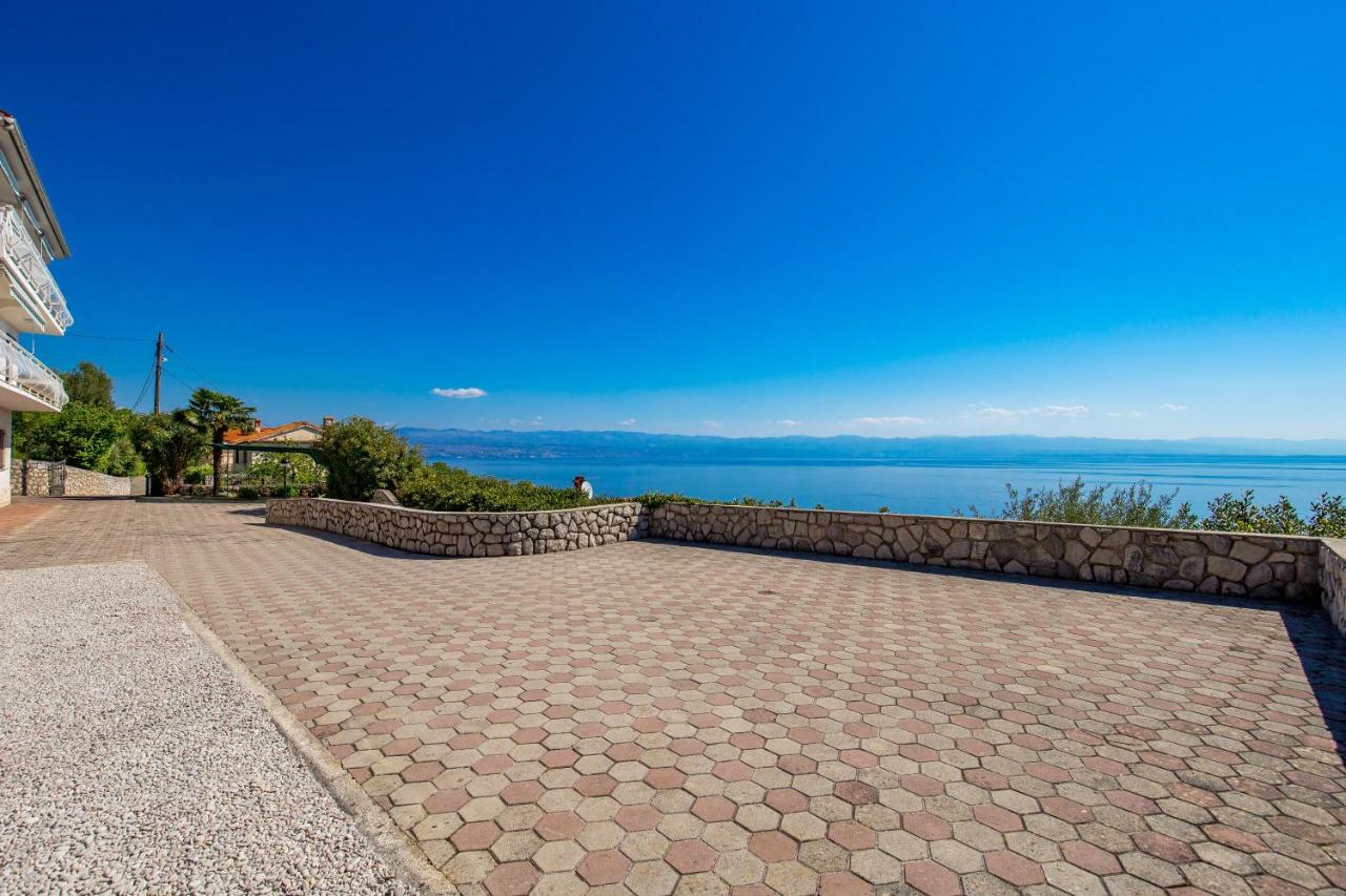 Apartments Davor Mošćenička Draga Kültér fotó